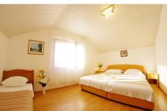 Huis Sunval Appartement 2 – Two floors foto 5
