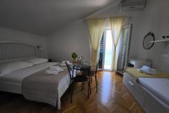 RADELIĆ studio apartmani i sobe Slaapkamer 5 – Room Nr.5 foto 4