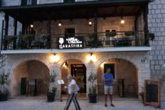 Holiday Home Sara- Kastel Stafilic Appartement 1 – SARA foto 4