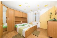 Miraholiday Huis Appartement 1 – Apartman K foto 4