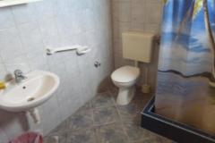 Pensioen Kozina Slaapkamer 3 – SOBA 3+1 foto 2