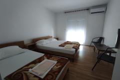 Appartementen Vrđuka Slaapkamer 6 – Soba 2.kat foto 1