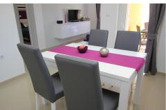 Appartementen Gorica 1- with Pool, 200 Appartement 1 – Gorica 1/6 foto 3