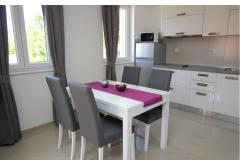 Appartementen Gorica 1- with Pool, 200 Appartement 1 – Gorica 1/6 foto 4