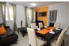 Appartementen Gorica 1- with Pool, 200 Appartement 3 – Gorica 1/5 foto 1