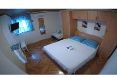 Appartementen Bašković Appartement 2 – A2+1 PLAVI foto 1