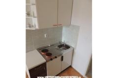 Huis Vujčić Slaapkamer 2 – ORANGE 2+1 foto 2