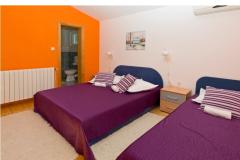 De Lux Appartementen-SWIMMING POOL Appartement 1 foto 3