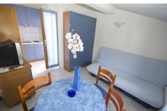 Appartementen Dinko s grijanim bazenom Appartement 3 – A2+2 foto 1