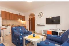 Appartement Oliva D1 met zwembad Appartement 1 – Oliva D1 foto 1