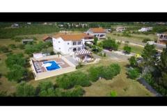 POOL HOUSE STIPE Appartement 1 – POOL HOUSE foto 3