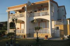 Villa Carrington Appartement 1 – Apartman 1 foto 1