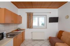 Family Kamers &amp; Appartementen Omis Appartement 2 – 107 / 204 foto 4