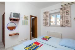 Family Kamers &amp; Appartementen Omis Slaapkamer 5 – kuglana foto 2