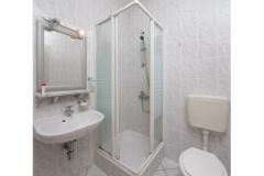 Family Kamers &amp; Appartementen Omis Slaapkamer 6 – 203/106 foto 5