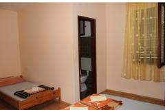Appartementen Vidić Slaapkamer 5 – S 3 foto 2
