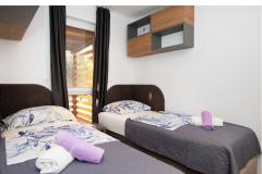 Authentic Kamperening Dalmatia Appartement 2 – House 2 foto 4