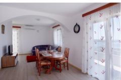 Appartementen Andreja Appartement 2 – The red foto 3