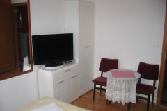 Vila ŠJOR **** Slaapkamer 5 – Soba s kup foto 3