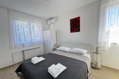 Flowers Appartementen Pula Slaapkamer 6 – Rose foto 2
