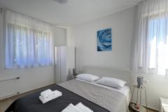 Flowers Appartementen Pula Slaapkamer 4 – Lavander foto 2