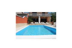 Huis with swimming pool Appartement 1 – Kuća-bazen foto 4