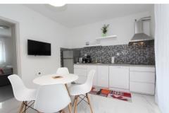 Holiday home with swimming pool Appartement 1 – APP *** foto 4