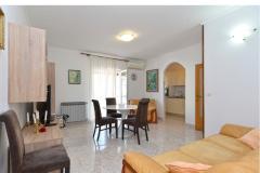 Mira 615 Appartement 1 – 4+0 Ap 3 foto 5
