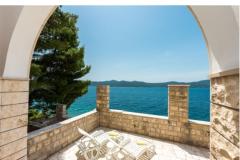 Villa Ratac Beach Appartementen Slaapkamer 5 – Palms foto 1