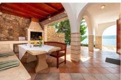 Villa Ratac Beach Appartementen Slaapkamer 5 – Palms foto 3