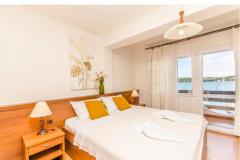 Hotel Plava Laguna Slaapkamer 1 – 11 blue foto 1