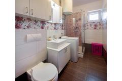 LAURA, 110 m2 pool, 100 m to beach Appartement 1 – LAURA foto 5