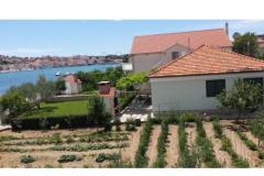 Huis Petar &amp; Appartement for 2 perso Appartement 2 – House foto 1