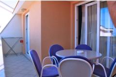 Appartementen Tucepi Jakić Appartement 1 – Ap. 3+2 foto 3