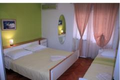 Appartementen Tucepi Jakić Appartement 3 – Ap. 7+1 foto 3