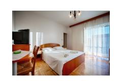 Čobrnić Kamers i Appartementen Slaapkamer 3 – S3 Balkon+ foto 2