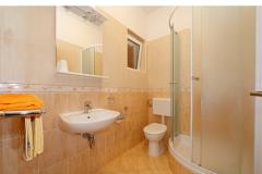 Villa 750 Slaapkamer 5 – 1: R2+1 foto 2