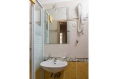 Villa Alesa Slaapkamer 5 – Soba br. 1 foto 3