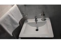 Villa Rossa Slaapkamer 5 – Soba 102 foto 5