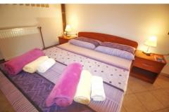 Appartementen Banović Vodice  Appartement 1 – 1Ap. 2+3 foto 1