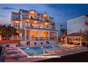 Villa s bazenom  SB Matijas