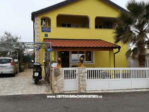 Maros apartments