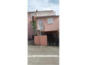 Appartementen Viktorija i Mate Šišak