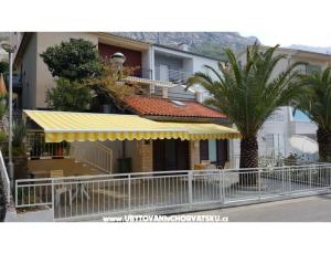 Huis Pokoje Kamer Villa Sodan