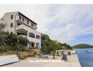 Adria Maja Appartementen Peljesac