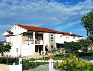 Appartementen Tomislav VRSI-NIN