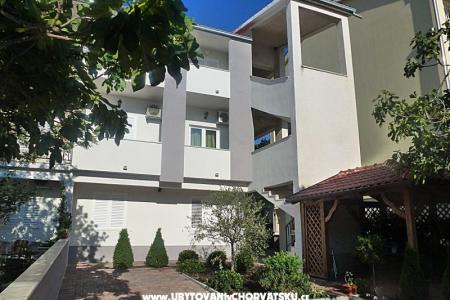 Appartementen DIVNA Baska Voda Kroatië