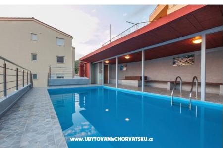 Vila Paola Baska Voda Kroatië