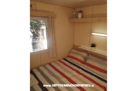 Mobile Huis Maroon foto 3