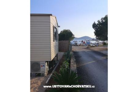 Mobile Huis Maroon foto 5
